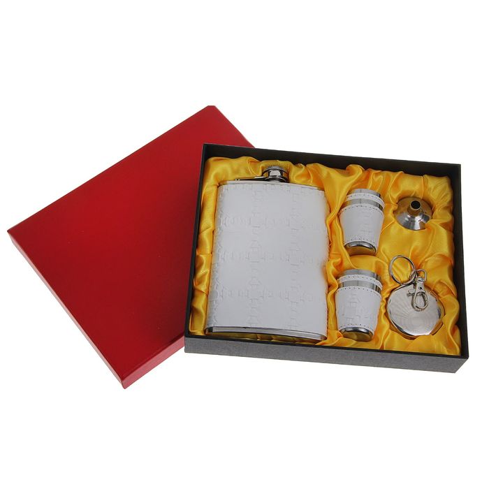 Подарочный набор 7 в 1 "Плетение": 270 мл + 4 рюмки, воронка, брелок