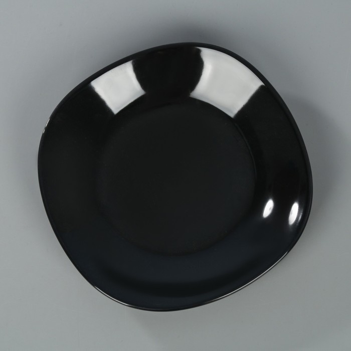 Тарелка глубокая 22 см, высота 3,8 см, цвет черный