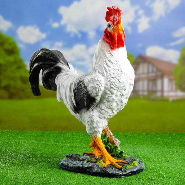 Садовая фигура "Петушок с белой спинкой"