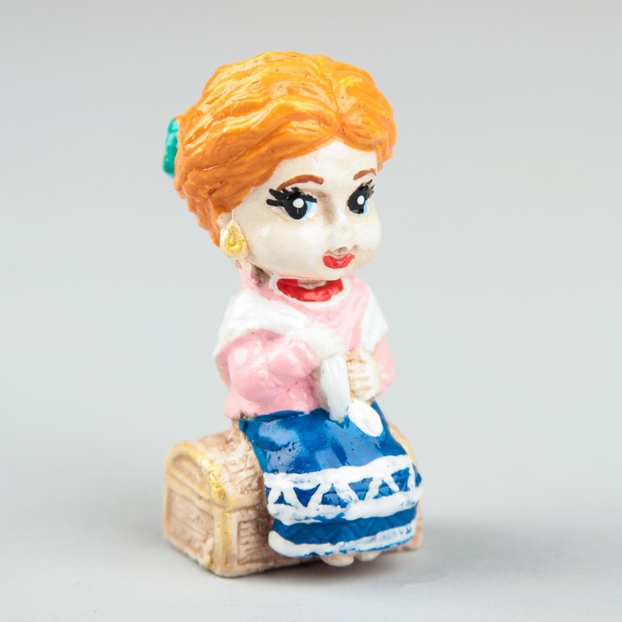 Статуэтка "Весёлые казачата-домовята. Степанида — девушка с приданым" 2×2×5.5 см