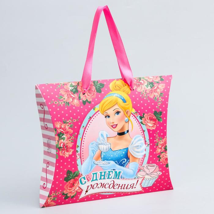 Коробка складная фигурная "С Днем рождения", Принцессы, 19 х 18 см