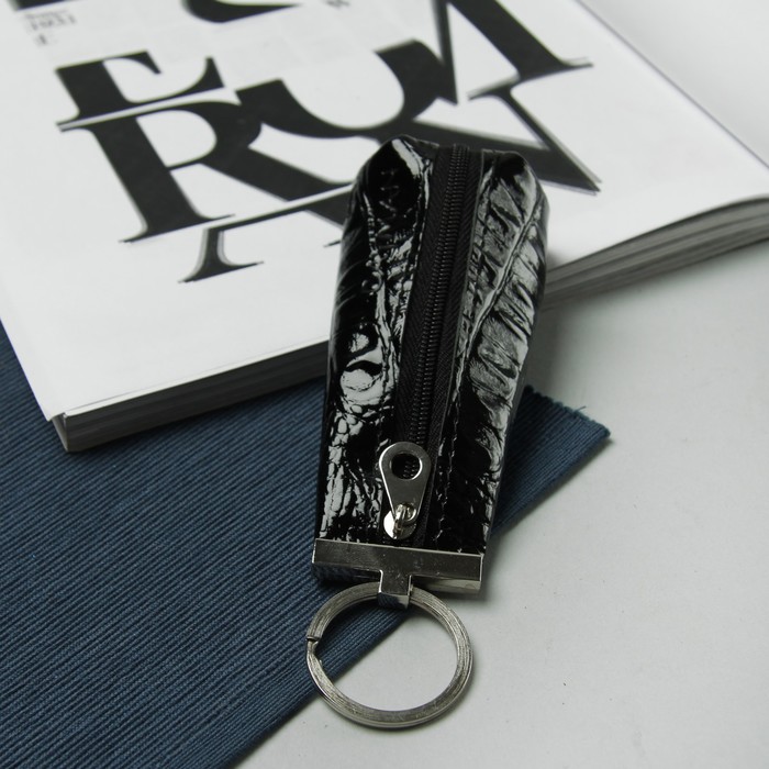 Ключница на молнии, кольцо, кайман, цвет чёрный