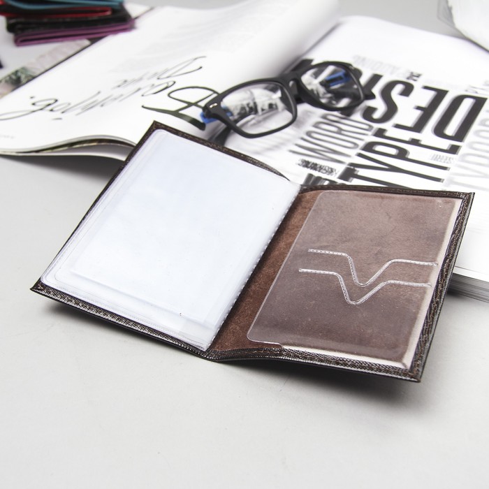 Обложка для автодокументов, коричневая игуана