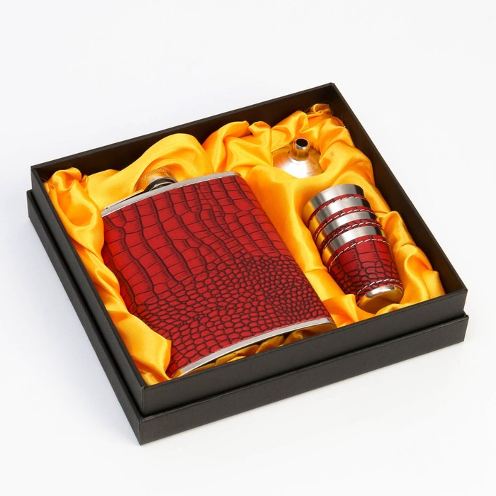 Подарочный набор 5 в 1 "Кожа питона": фляжка 240 мл + 4 рюмки