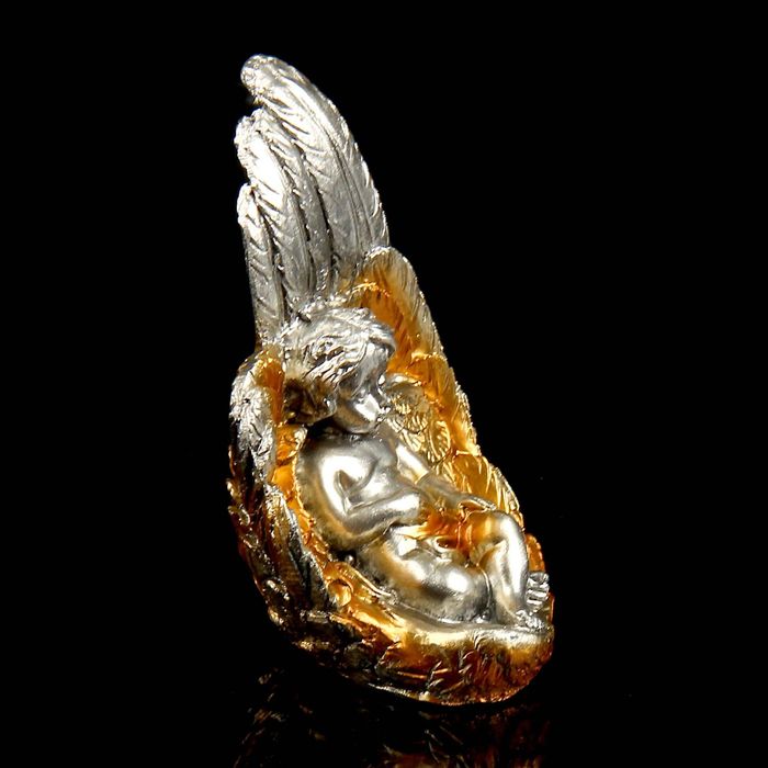 Сувенир "Сны ангела" под бронзу с золотыми крыльями МИКС