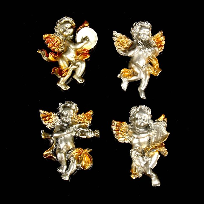 Магнит "Ангелочек-музыкант" под бронзу с золотыми крыльями МИКС