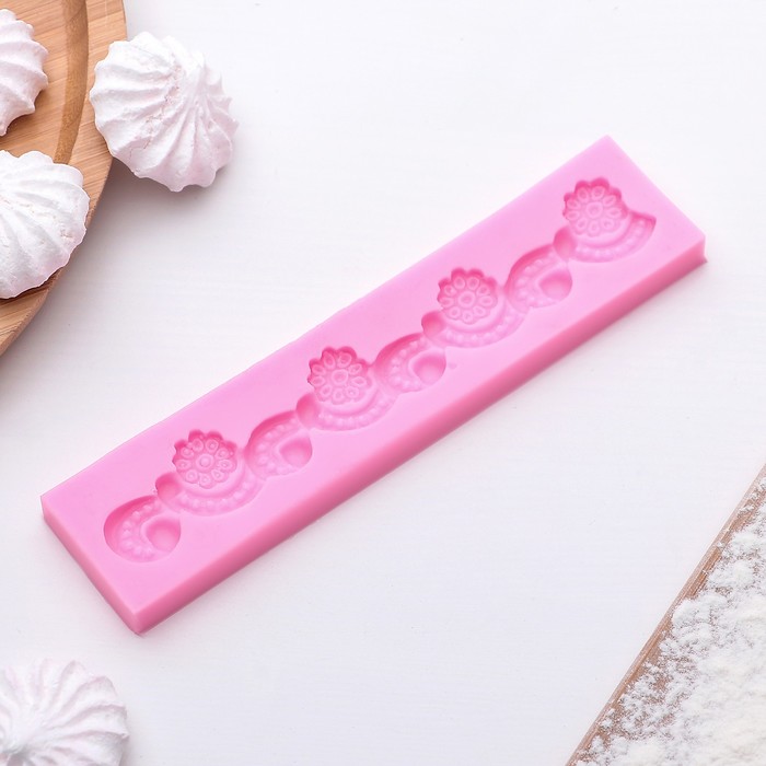 Молд 3,5х17х1 см "Завиток"