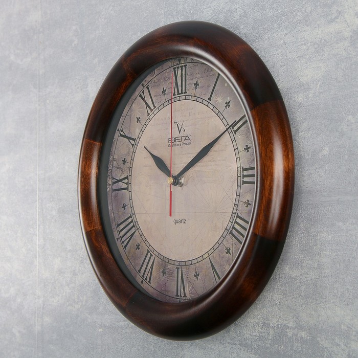 Часы настенные круглые "Римские цифры", деревянные
