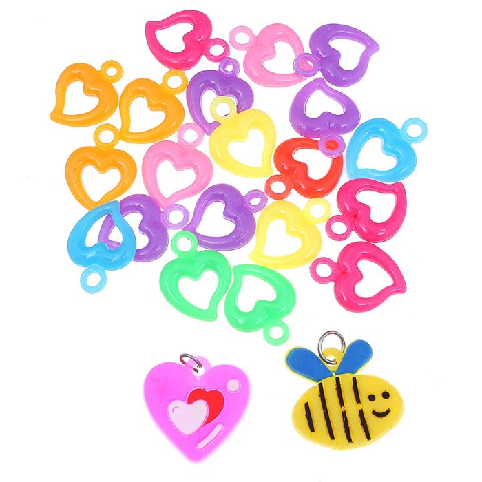 Подвески для плетения резиночками 20 шт пластиковых и 2 резиновых "Сердечко, пчелка"
