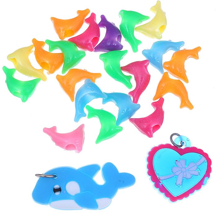 Подвески для плетения резиночками 20 шт пластиковых и 2 резиновых "Дельфин, сердечко"