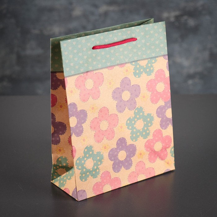Пакет крафт "Цветочный рай", 19 х 8 х 24 см