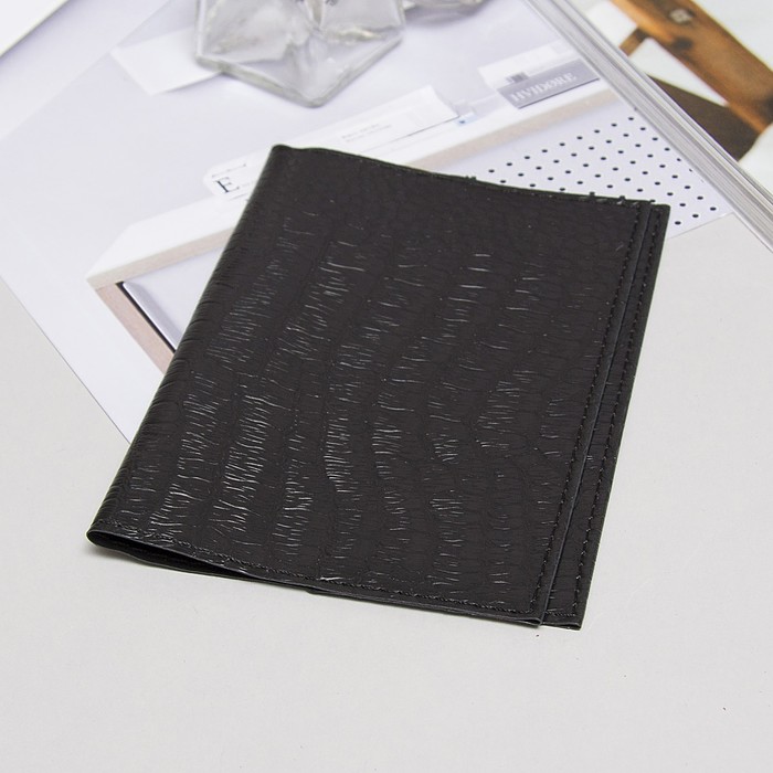 Обложка для паспорта ультратонкая, чёрная рептилия