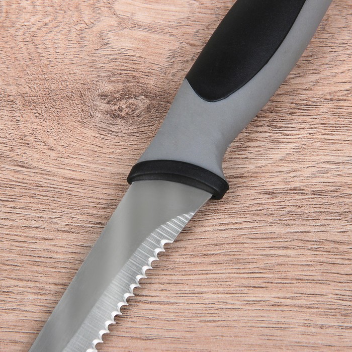 Нож с зубчатым лезвием "Модерн" 12,5 см