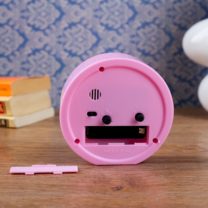 Будильник круг бел циферблат, стрелки светятся микс d=10 см