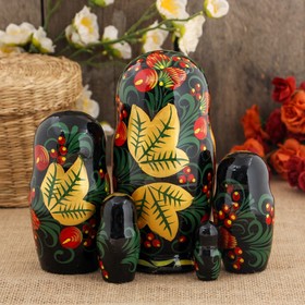 

Матрёшка «Хохлома», чёрный платок, 5 кукольная, 17 см