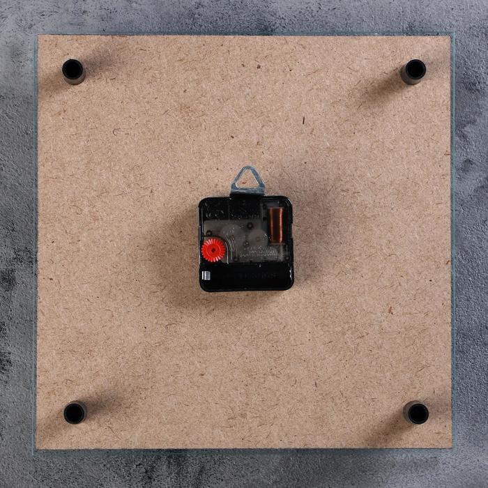 Часы настенные квадратные "Лебедь" 25х25 см микс