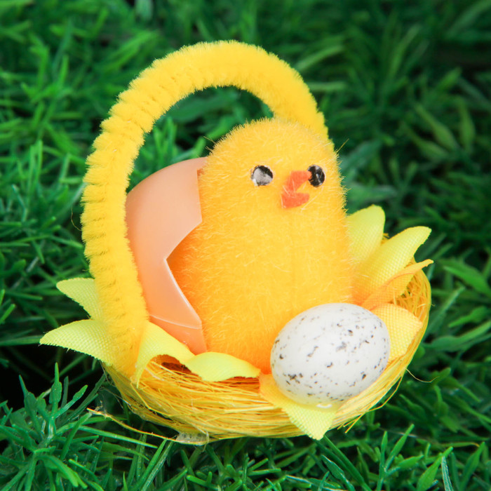 Сувенир "Цыпа на цветочке"