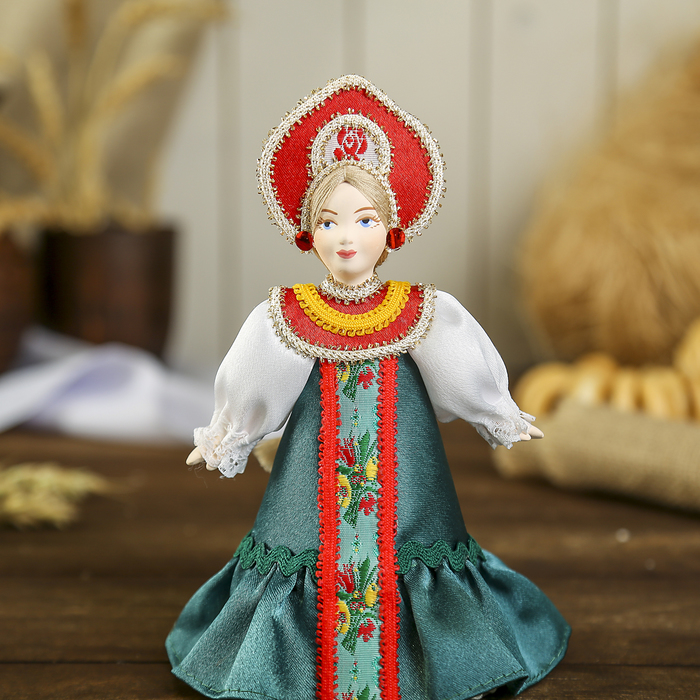 Сувенирная кукла "Девичий праздничный костюм. Владимирская обл. Россия. 18-19 в."