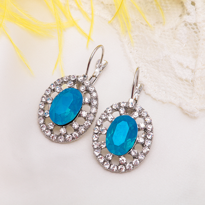 Серьги со стразами "Овал", цвет голубой в серебре
