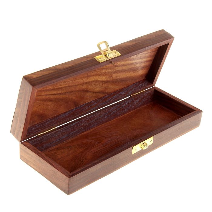 Шкатулка с орнаментом "Цепь"