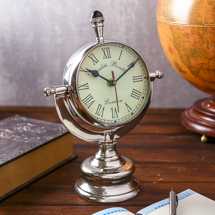 Часы настольные "Сэр"