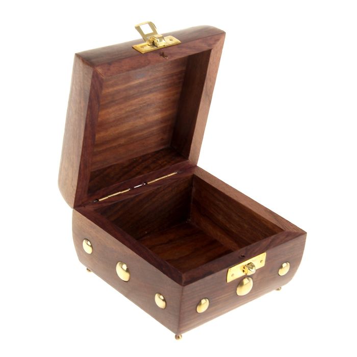 Шкатулка с орнаментом "Солнце"