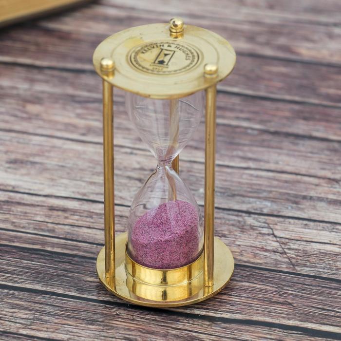 Сувенир песочные часы в шкатулке (45 сек) 12х7,5х7,5 см