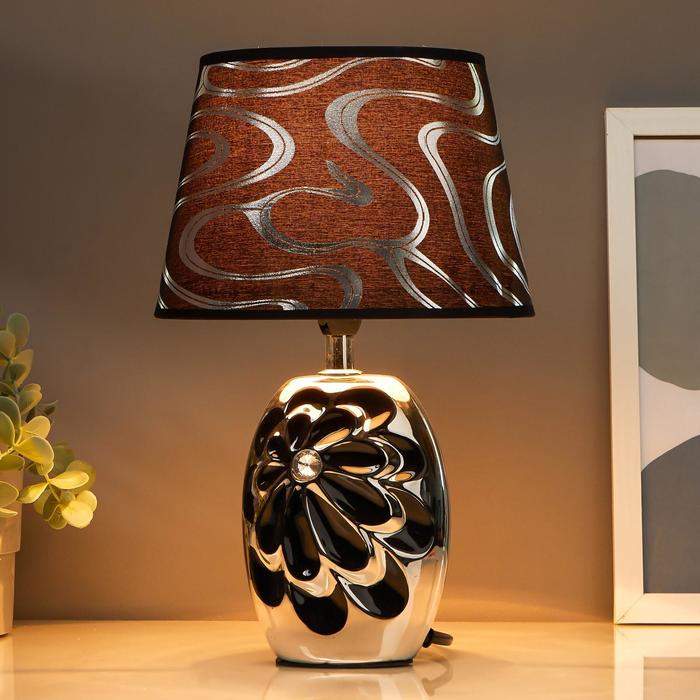 Лампа настольная "Цветущий пион"