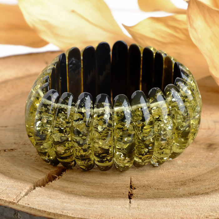 Браслет "Янтарь" пластина узкая, выгнутая, цвет МИКС