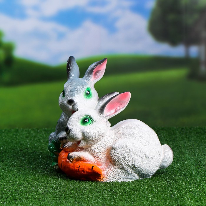 Копилка "Два зайца с морковкой"