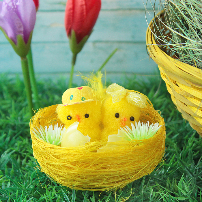 Сувенир "Цыплята на травке"