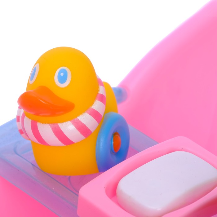 Пупс в вязаном костюмчике с аксессуарами, пьёт из бутылочки, писает в горшочек, звуковые эффекты