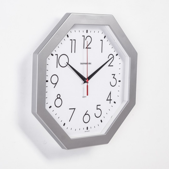 фото Часы настенные "восемь граней", серебристые тройка
