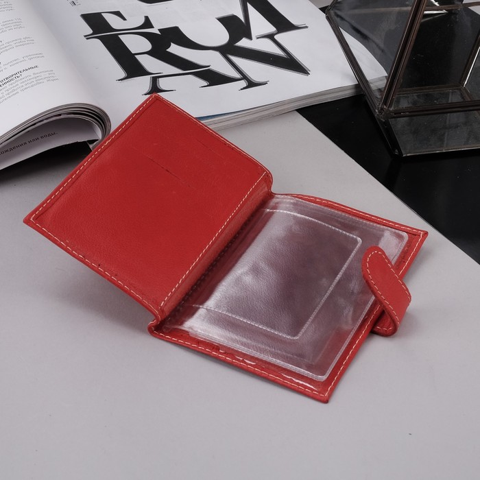 Обложка для автодокументов на кнопке, отдел для карт, красный глянцевый