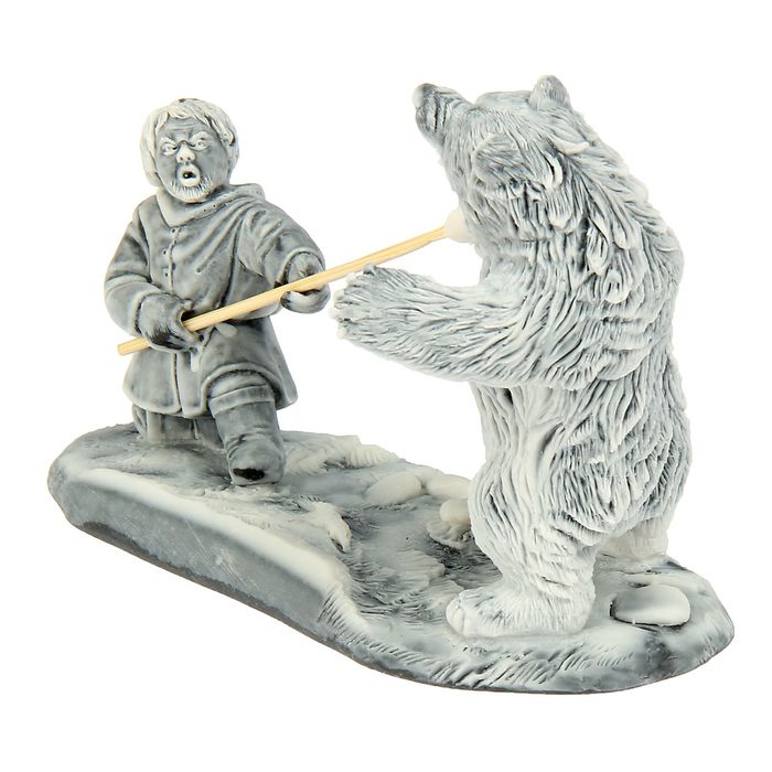 Сувенир "Охотник и Медведь"