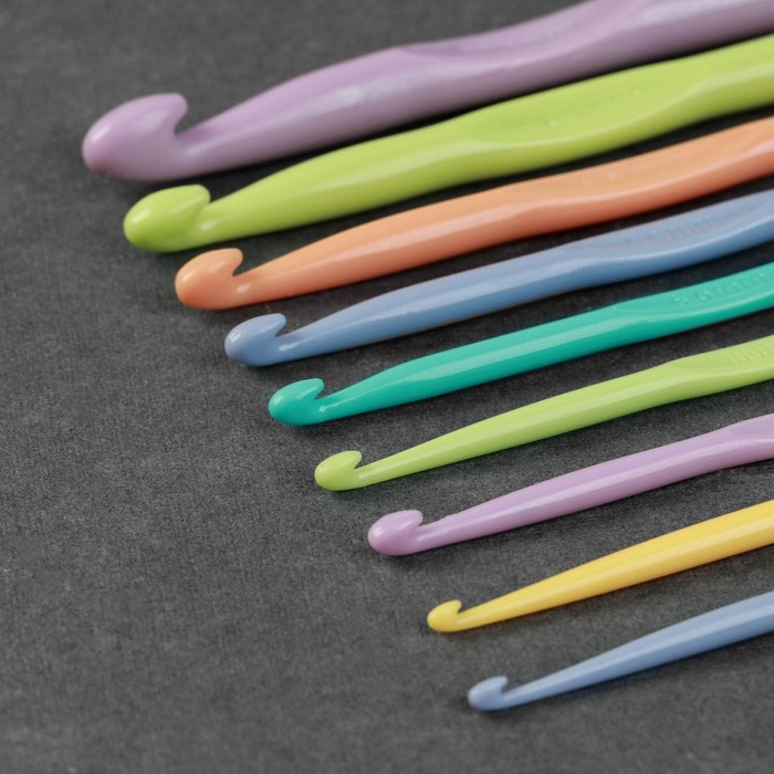 Набор крючков для вязания, d = 2,5-5 мм, 15 см, 9 шт, цвет разноцветный
