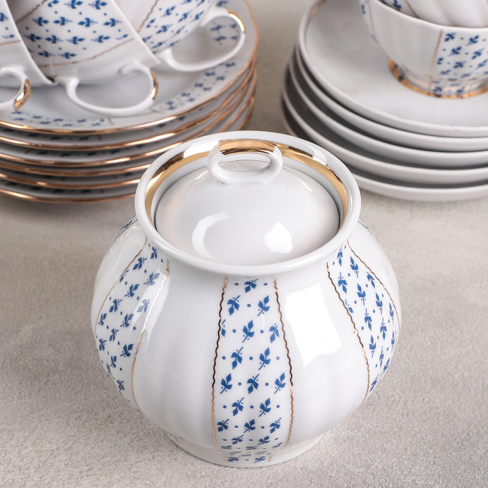 Сервиз чайный "Белый лебедь. Ситец", 21 предмет: чайник 1 л, сахарница 750 мл, сливочник 300 мл, 6 чашек 275 мл, 6 блюдец 15 см, 6 тарелок 17,5 см