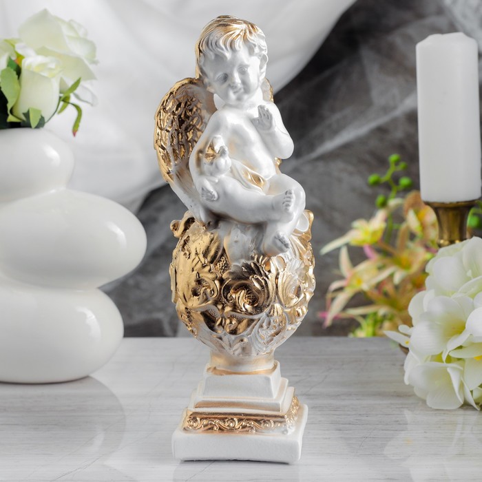 Статуэтка "Ангел на шаре" с голубем, белая