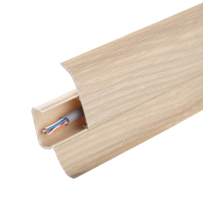 Плинтус с кабель-каналом 4,5х2,1х250 см "Идеал Альфа" Дуб северный