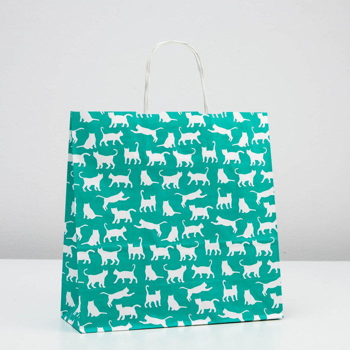 Пакет крафт "Коты белые на зеленом", 32 х 12 х 32 см