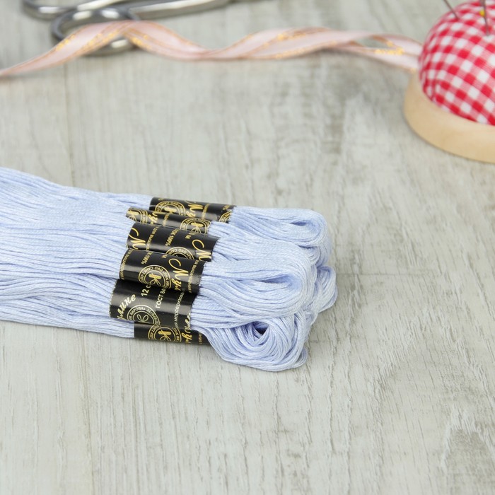 Мулине №2402,10±1м, цвет светло-сиреневый