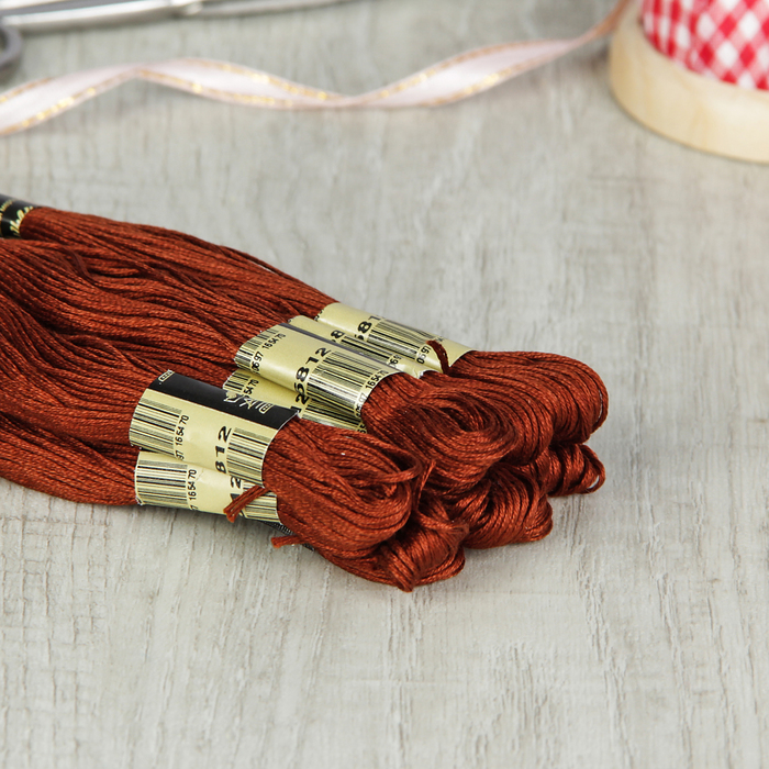 Мулине №5812,10±1м, цвет коричневый