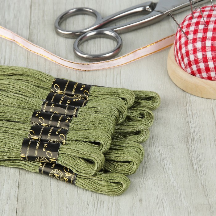 Мулине №4304,10±1м, цвет бледно-зелёный