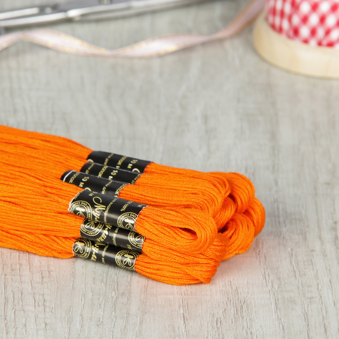 Мулине №0711,10±1м, цвет ярко-оранжевый