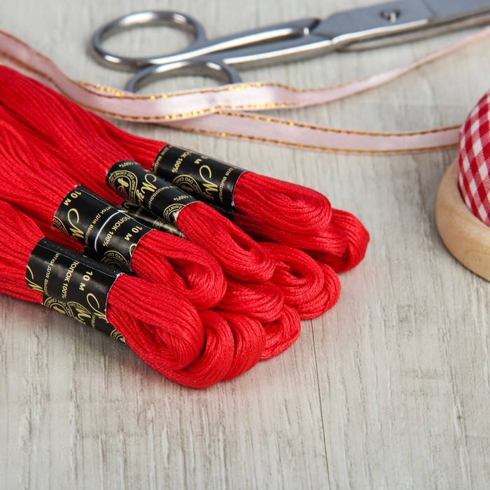 Мулине №1014,10±1м, цвет светло-красный