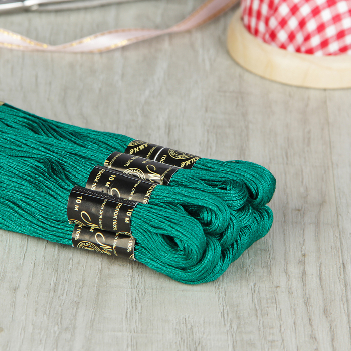 Мулине №3610,10±1м, цвет изумрудный