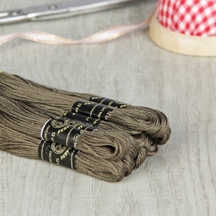 Мулине №9312,10±1м, цвет серо-коричневый