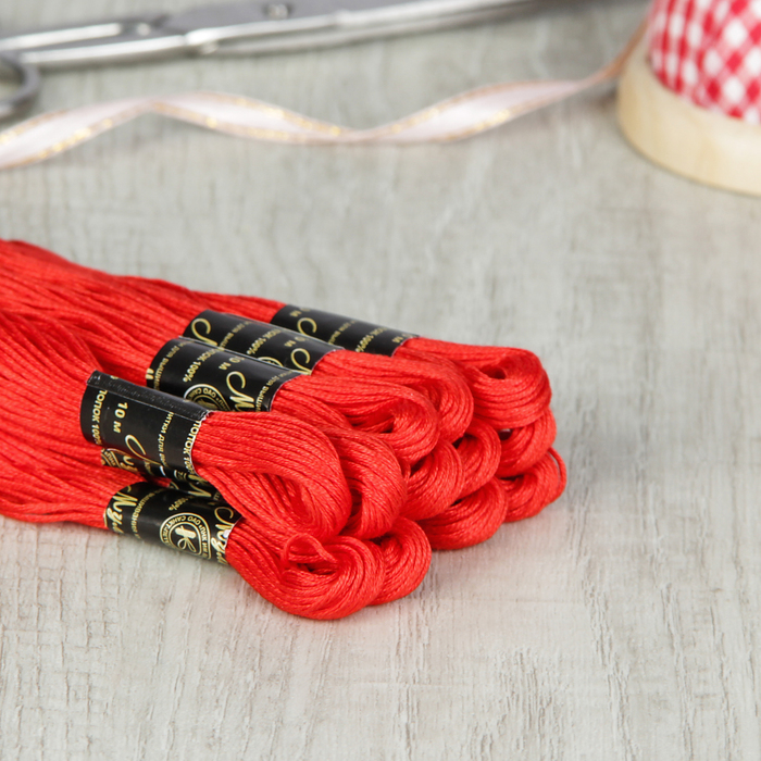 Мулине №0810,10±1м, цвет красный