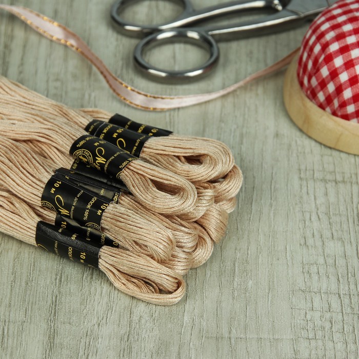 Мулине №6200,10±1м, цвет молочный