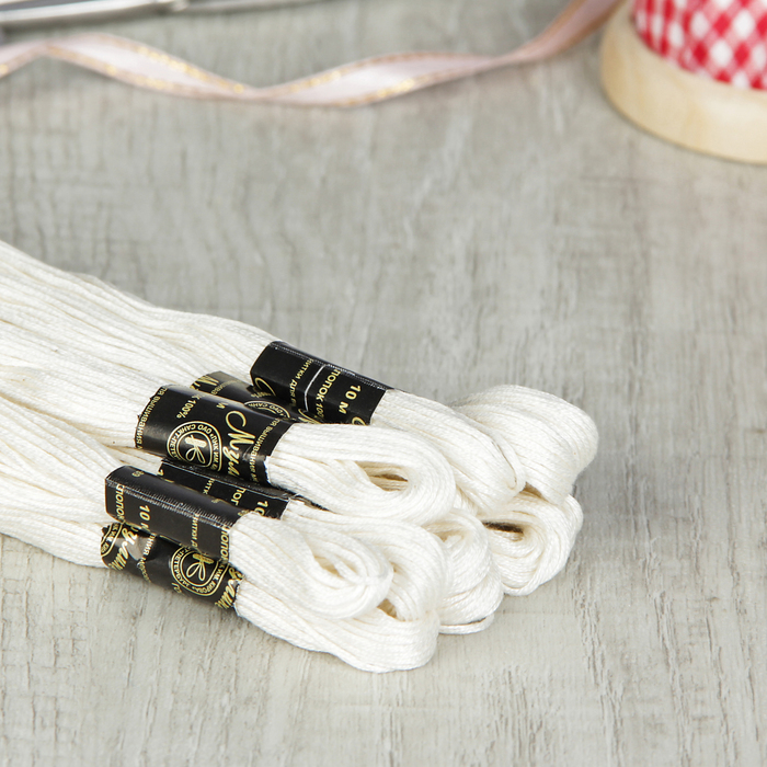 Мулине №0102,10±1м, цвет белый